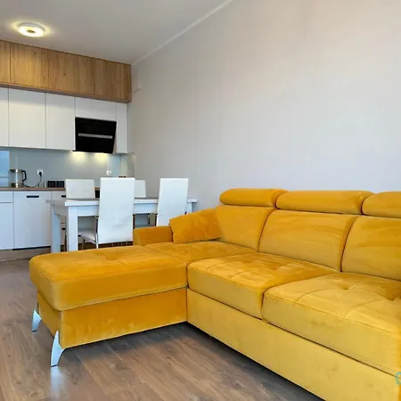 Elite 15 Min To Old Town Apartman *